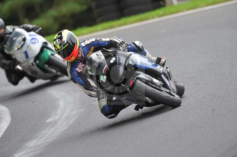 Motorcycle action photographs;Trackday digital images;cadwell;cadwell park photographs;event digital images;eventdigitalimages;motor racing louth lincolnshire;no limits trackdays;peter wileman photography;trackday;trackday photos