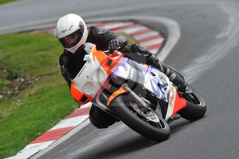 Motorcycle action photographs;Trackday digital images;cadwell;cadwell park photographs;event digital images;eventdigitalimages;motor racing louth lincolnshire;no limits trackdays;peter wileman photography;trackday;trackday photos