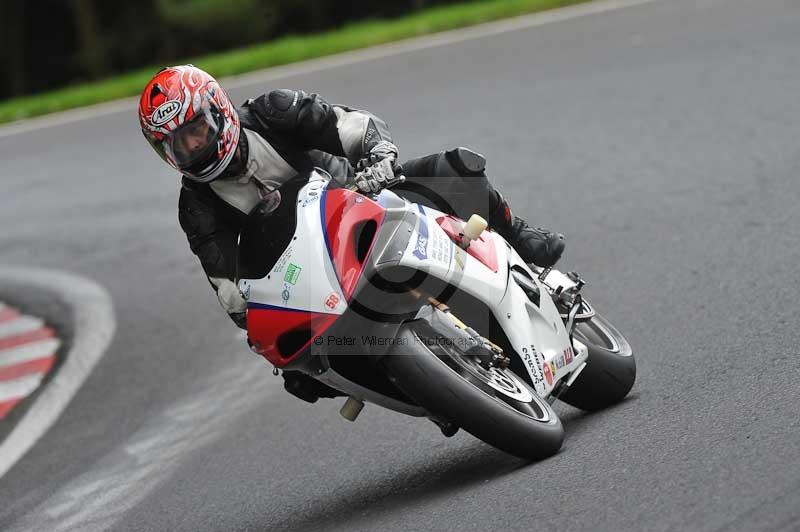 Motorcycle action photographs;Trackday digital images;cadwell;cadwell park photographs;event digital images;eventdigitalimages;motor racing louth lincolnshire;no limits trackdays;peter wileman photography;trackday;trackday photos