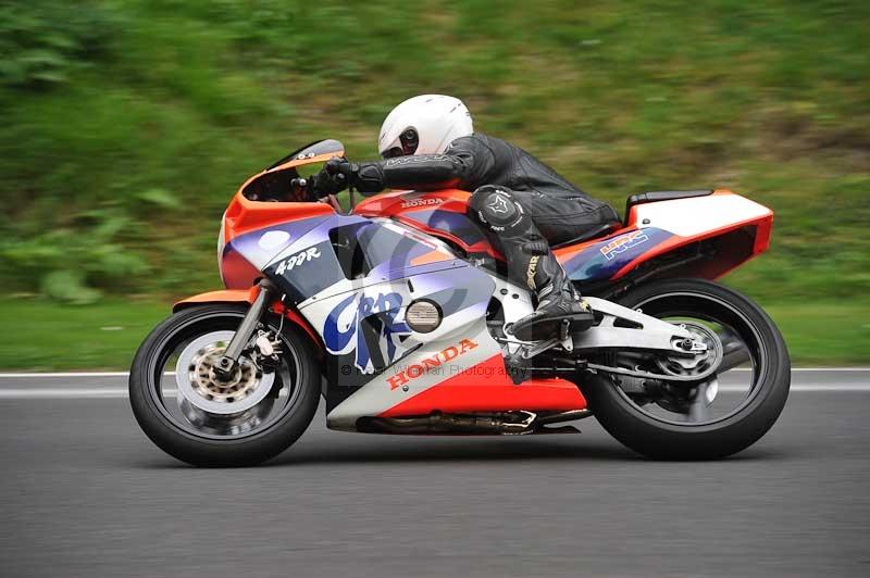 Motorcycle action photographs;Trackday digital images;cadwell;cadwell park photographs;event digital images;eventdigitalimages;motor racing louth lincolnshire;no limits trackdays;peter wileman photography;trackday;trackday photos