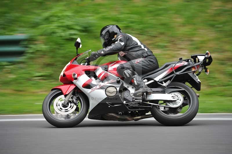 Motorcycle action photographs;Trackday digital images;cadwell;cadwell park photographs;event digital images;eventdigitalimages;motor racing louth lincolnshire;no limits trackdays;peter wileman photography;trackday;trackday photos