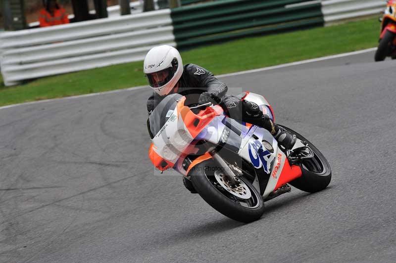 Motorcycle action photographs;Trackday digital images;cadwell;cadwell park photographs;event digital images;eventdigitalimages;motor racing louth lincolnshire;no limits trackdays;peter wileman photography;trackday;trackday photos