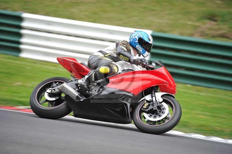 Motorcycle action photographs;Trackday digital images;cadwell;cadwell park photographs;event digital images;eventdigitalimages;motor racing louth lincolnshire;no limits trackdays;peter wileman photography;trackday;trackday photos