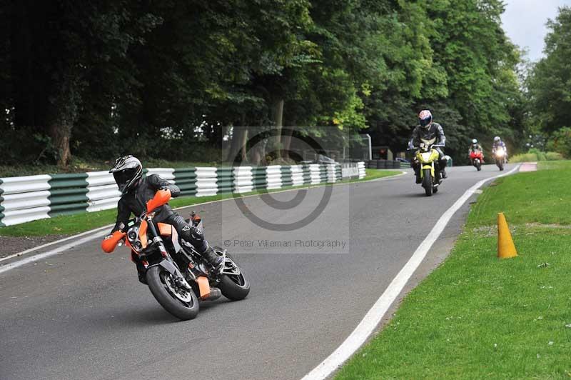 Motorcycle action photographs;Trackday digital images;cadwell;cadwell park photographs;event digital images;eventdigitalimages;motor racing louth lincolnshire;no limits trackdays;peter wileman photography;trackday;trackday photos