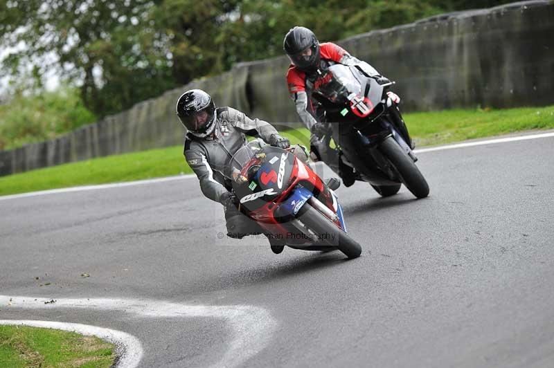Motorcycle action photographs;Trackday digital images;cadwell;cadwell park photographs;event digital images;eventdigitalimages;motor racing louth lincolnshire;no limits trackdays;peter wileman photography;trackday;trackday photos