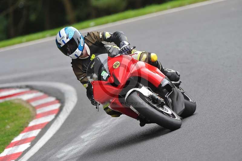 Motorcycle action photographs;Trackday digital images;cadwell;cadwell park photographs;event digital images;eventdigitalimages;motor racing louth lincolnshire;no limits trackdays;peter wileman photography;trackday;trackday photos