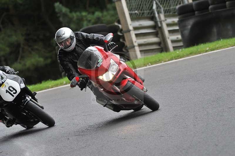 Motorcycle action photographs;Trackday digital images;cadwell;cadwell park photographs;event digital images;eventdigitalimages;motor racing louth lincolnshire;no limits trackdays;peter wileman photography;trackday;trackday photos