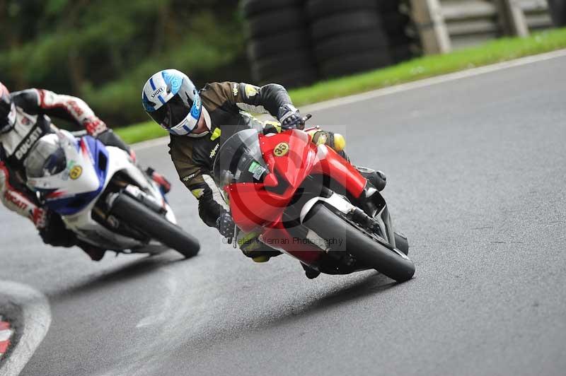 Motorcycle action photographs;Trackday digital images;cadwell;cadwell park photographs;event digital images;eventdigitalimages;motor racing louth lincolnshire;no limits trackdays;peter wileman photography;trackday;trackday photos
