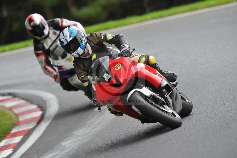 Motorcycle action photographs;Trackday digital images;cadwell;cadwell park photographs;event digital images;eventdigitalimages;motor racing louth lincolnshire;no limits trackdays;peter wileman photography;trackday;trackday photos