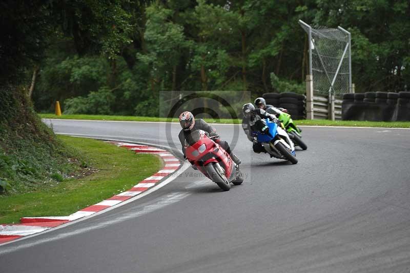 Motorcycle action photographs;Trackday digital images;cadwell;cadwell park photographs;event digital images;eventdigitalimages;motor racing louth lincolnshire;no limits trackdays;peter wileman photography;trackday;trackday photos