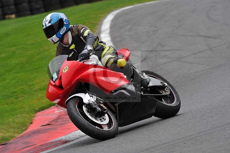 Motorcycle action photographs;Trackday digital images;cadwell;cadwell park photographs;event digital images;eventdigitalimages;motor racing louth lincolnshire;no limits trackdays;peter wileman photography;trackday;trackday photos