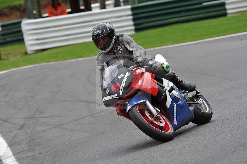 Motorcycle action photographs;Trackday digital images;cadwell;cadwell park photographs;event digital images;eventdigitalimages;motor racing louth lincolnshire;no limits trackdays;peter wileman photography;trackday;trackday photos
