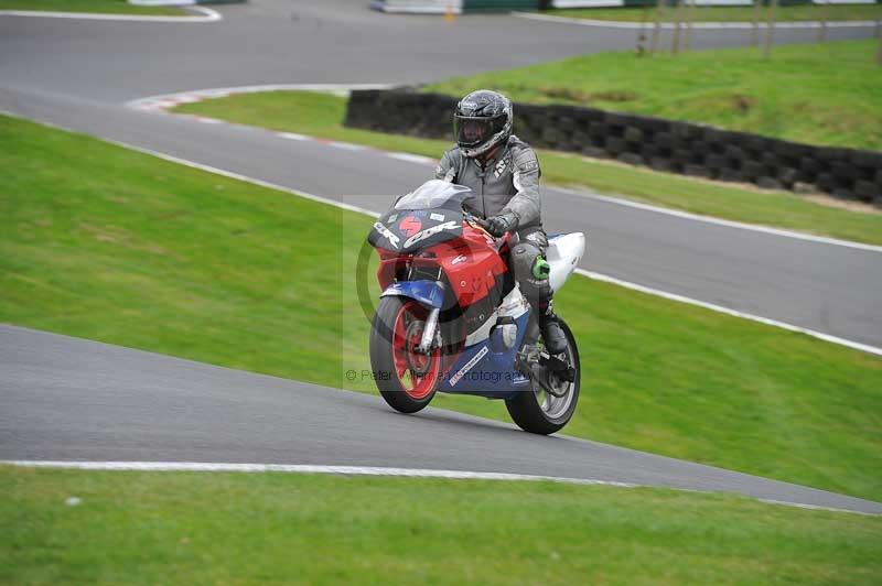 Motorcycle action photographs;Trackday digital images;cadwell;cadwell park photographs;event digital images;eventdigitalimages;motor racing louth lincolnshire;no limits trackdays;peter wileman photography;trackday;trackday photos