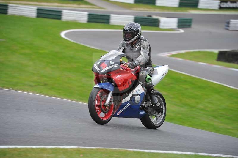 Motorcycle action photographs;Trackday digital images;cadwell;cadwell park photographs;event digital images;eventdigitalimages;motor racing louth lincolnshire;no limits trackdays;peter wileman photography;trackday;trackday photos