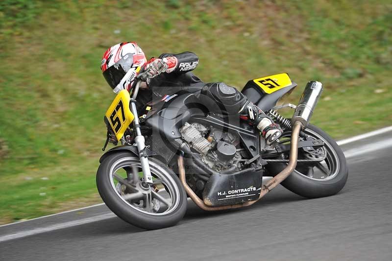 Motorcycle action photographs;Trackday digital images;cadwell;cadwell park photographs;event digital images;eventdigitalimages;motor racing louth lincolnshire;no limits trackdays;peter wileman photography;trackday;trackday photos
