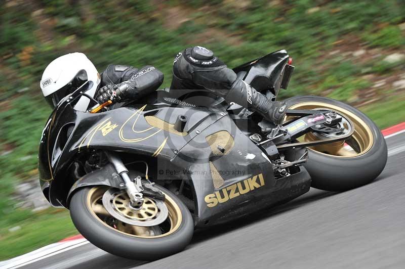 Motorcycle action photographs;Trackday digital images;cadwell;cadwell park photographs;event digital images;eventdigitalimages;motor racing louth lincolnshire;no limits trackdays;peter wileman photography;trackday;trackday photos