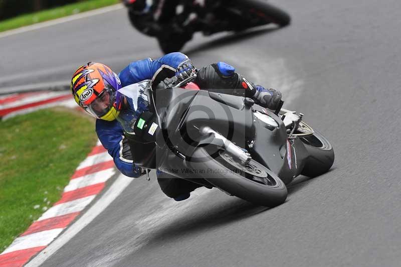 Motorcycle action photographs;Trackday digital images;cadwell;cadwell park photographs;event digital images;eventdigitalimages;motor racing louth lincolnshire;no limits trackdays;peter wileman photography;trackday;trackday photos
