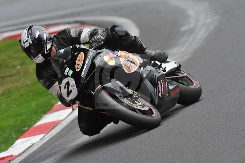 Motorcycle action photographs;Trackday digital images;cadwell;cadwell park photographs;event digital images;eventdigitalimages;motor racing louth lincolnshire;no limits trackdays;peter wileman photography;trackday;trackday photos