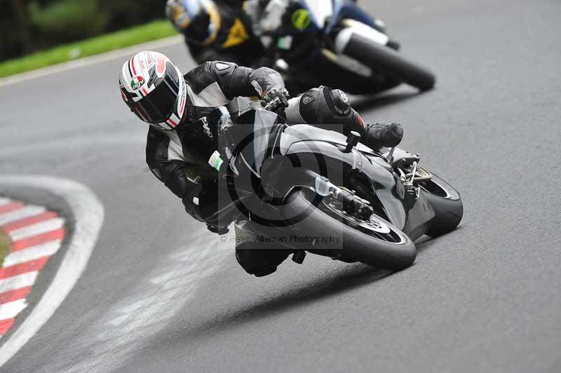 Motorcycle action photographs;Trackday digital images;cadwell;cadwell park photographs;event digital images;eventdigitalimages;motor racing louth lincolnshire;no limits trackdays;peter wileman photography;trackday;trackday photos