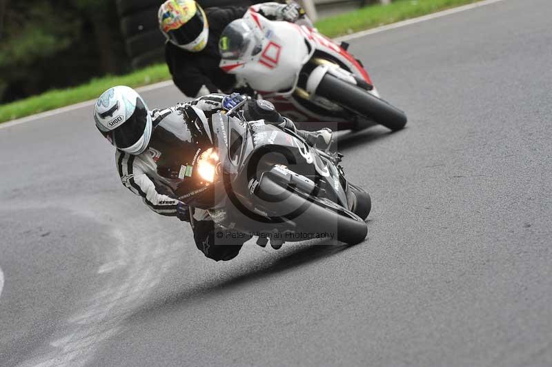 Motorcycle action photographs;Trackday digital images;cadwell;cadwell park photographs;event digital images;eventdigitalimages;motor racing louth lincolnshire;no limits trackdays;peter wileman photography;trackday;trackday photos