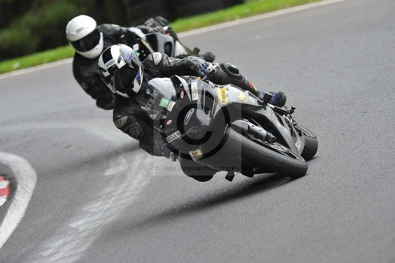 Motorcycle action photographs;Trackday digital images;cadwell;cadwell park photographs;event digital images;eventdigitalimages;motor racing louth lincolnshire;no limits trackdays;peter wileman photography;trackday;trackday photos