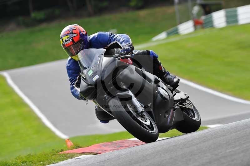 Motorcycle action photographs;Trackday digital images;cadwell;cadwell park photographs;event digital images;eventdigitalimages;motor racing louth lincolnshire;no limits trackdays;peter wileman photography;trackday;trackday photos