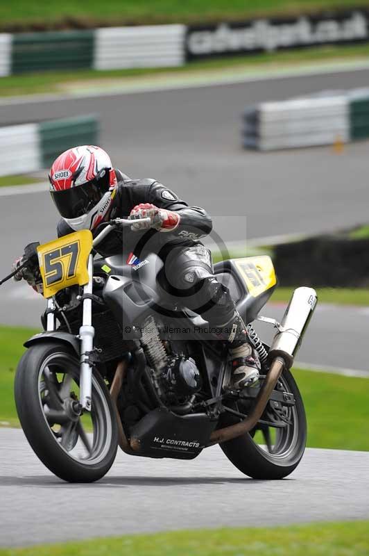 Motorcycle action photographs;Trackday digital images;cadwell;cadwell park photographs;event digital images;eventdigitalimages;motor racing louth lincolnshire;no limits trackdays;peter wileman photography;trackday;trackday photos