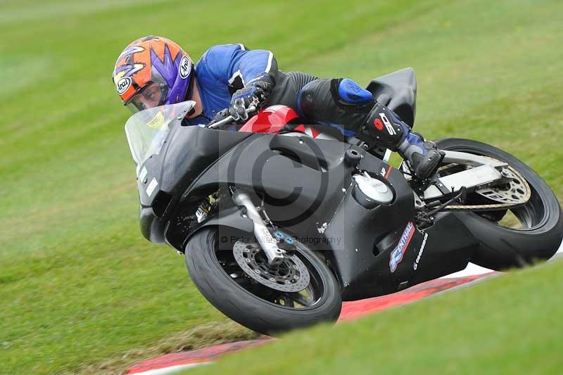 Motorcycle action photographs;Trackday digital images;cadwell;cadwell park photographs;event digital images;eventdigitalimages;motor racing louth lincolnshire;no limits trackdays;peter wileman photography;trackday;trackday photos