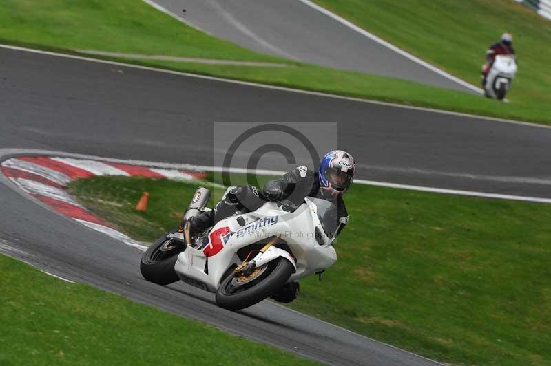 Motorcycle action photographs;Trackday digital images;cadwell;cadwell park photographs;event digital images;eventdigitalimages;motor racing louth lincolnshire;no limits trackdays;peter wileman photography;trackday;trackday photos