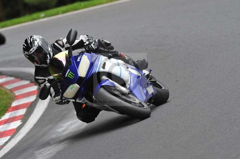 Motorcycle action photographs;Trackday digital images;cadwell;cadwell park photographs;event digital images;eventdigitalimages;motor racing louth lincolnshire;no limits trackdays;peter wileman photography;trackday;trackday photos