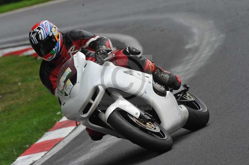 Motorcycle action photographs;Trackday digital images;cadwell;cadwell park photographs;event digital images;eventdigitalimages;motor racing louth lincolnshire;no limits trackdays;peter wileman photography;trackday;trackday photos