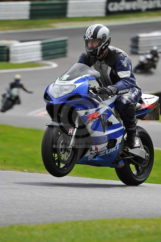 Motorcycle action photographs;Trackday digital images;cadwell;cadwell park photographs;event digital images;eventdigitalimages;motor racing louth lincolnshire;no limits trackdays;peter wileman photography;trackday;trackday photos