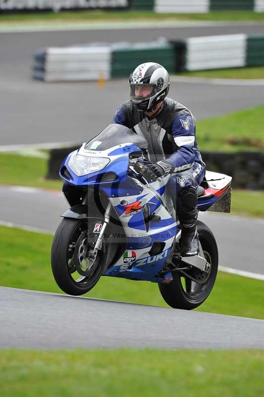 Motorcycle action photographs;Trackday digital images;cadwell;cadwell park photographs;event digital images;eventdigitalimages;motor racing louth lincolnshire;no limits trackdays;peter wileman photography;trackday;trackday photos