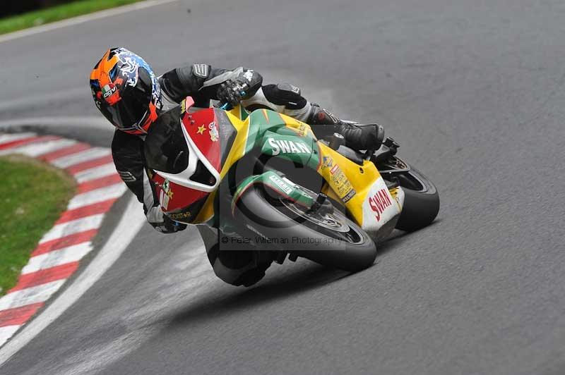 Motorcycle action photographs;Trackday digital images;cadwell;cadwell park photographs;event digital images;eventdigitalimages;motor racing louth lincolnshire;no limits trackdays;peter wileman photography;trackday;trackday photos
