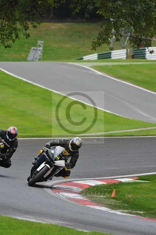 Motorcycle action photographs;Trackday digital images;cadwell;cadwell park photographs;event digital images;eventdigitalimages;motor racing louth lincolnshire;no limits trackdays;peter wileman photography;trackday;trackday photos