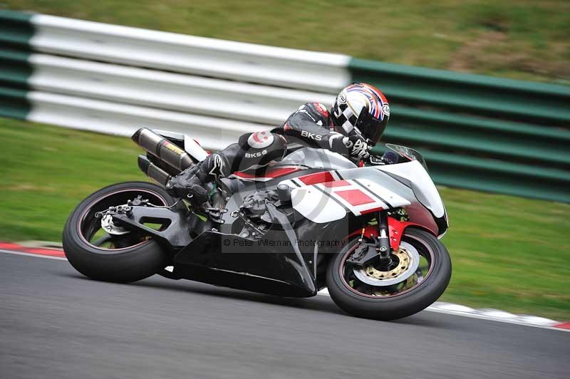 Motorcycle action photographs;Trackday digital images;cadwell;cadwell park photographs;event digital images;eventdigitalimages;motor racing louth lincolnshire;no limits trackdays;peter wileman photography;trackday;trackday photos
