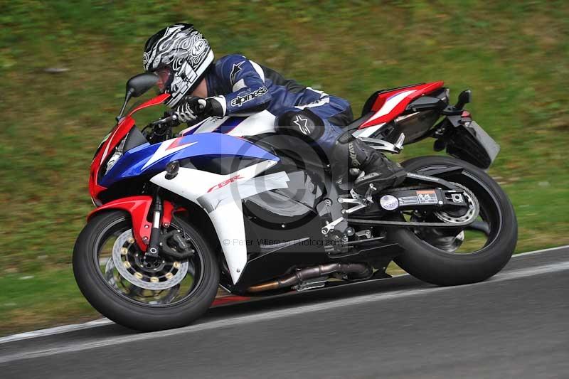 Motorcycle action photographs;Trackday digital images;cadwell;cadwell park photographs;event digital images;eventdigitalimages;motor racing louth lincolnshire;no limits trackdays;peter wileman photography;trackday;trackday photos
