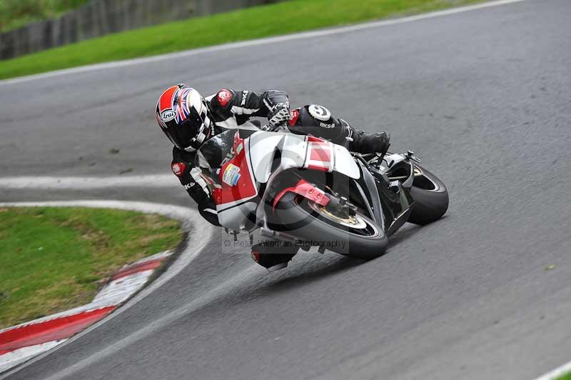 Motorcycle action photographs;Trackday digital images;cadwell;cadwell park photographs;event digital images;eventdigitalimages;motor racing louth lincolnshire;no limits trackdays;peter wileman photography;trackday;trackday photos