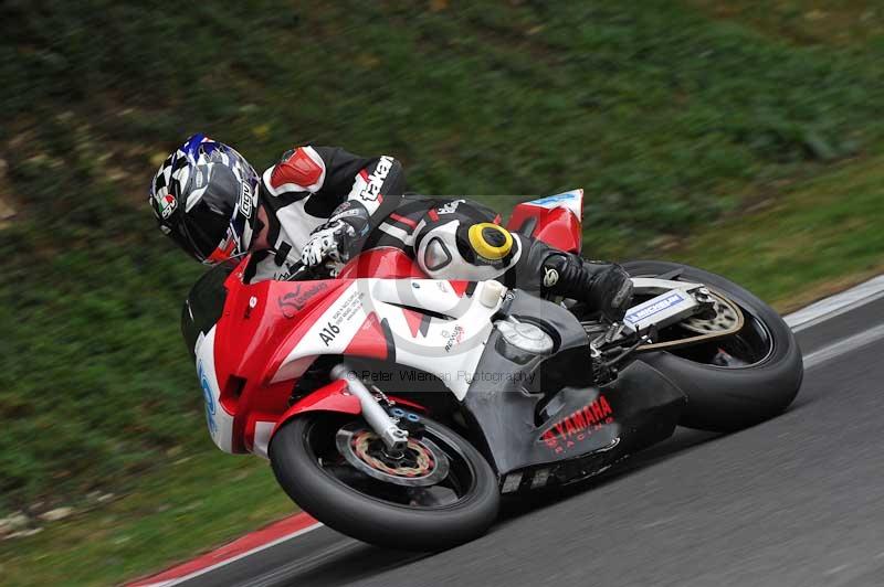 Motorcycle action photographs;Trackday digital images;cadwell;cadwell park photographs;event digital images;eventdigitalimages;motor racing louth lincolnshire;no limits trackdays;peter wileman photography;trackday;trackday photos
