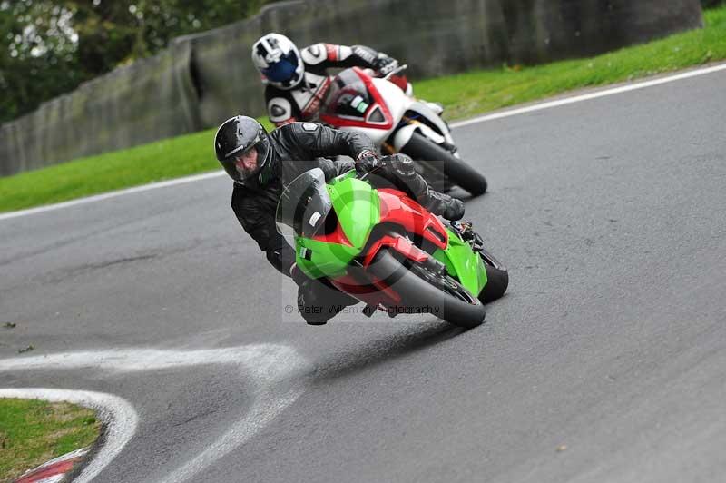 Motorcycle action photographs;Trackday digital images;cadwell;cadwell park photographs;event digital images;eventdigitalimages;motor racing louth lincolnshire;no limits trackdays;peter wileman photography;trackday;trackday photos