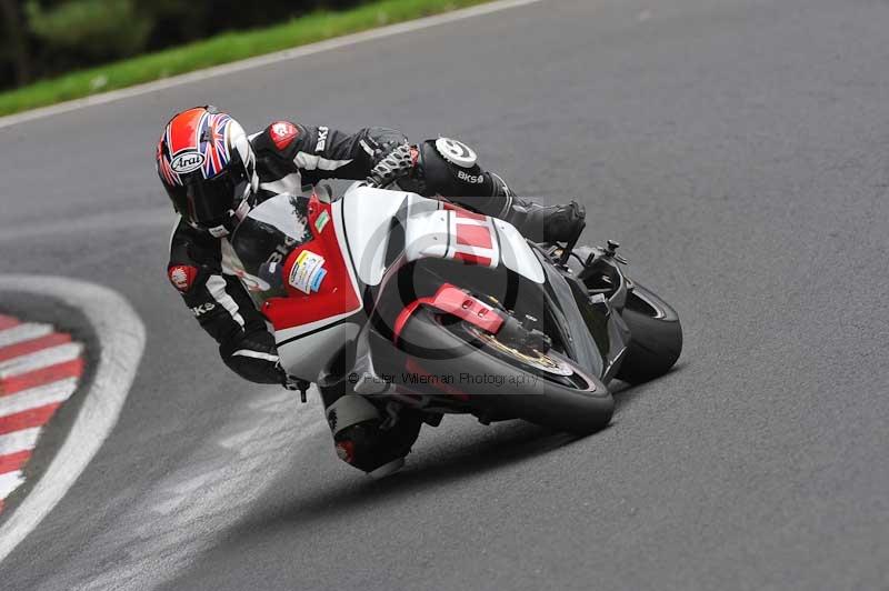 Motorcycle action photographs;Trackday digital images;cadwell;cadwell park photographs;event digital images;eventdigitalimages;motor racing louth lincolnshire;no limits trackdays;peter wileman photography;trackday;trackday photos