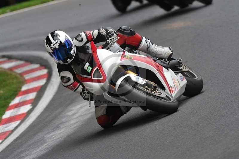 Motorcycle action photographs;Trackday digital images;cadwell;cadwell park photographs;event digital images;eventdigitalimages;motor racing louth lincolnshire;no limits trackdays;peter wileman photography;trackday;trackday photos