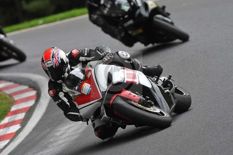 Motorcycle action photographs;Trackday digital images;cadwell;cadwell park photographs;event digital images;eventdigitalimages;motor racing louth lincolnshire;no limits trackdays;peter wileman photography;trackday;trackday photos