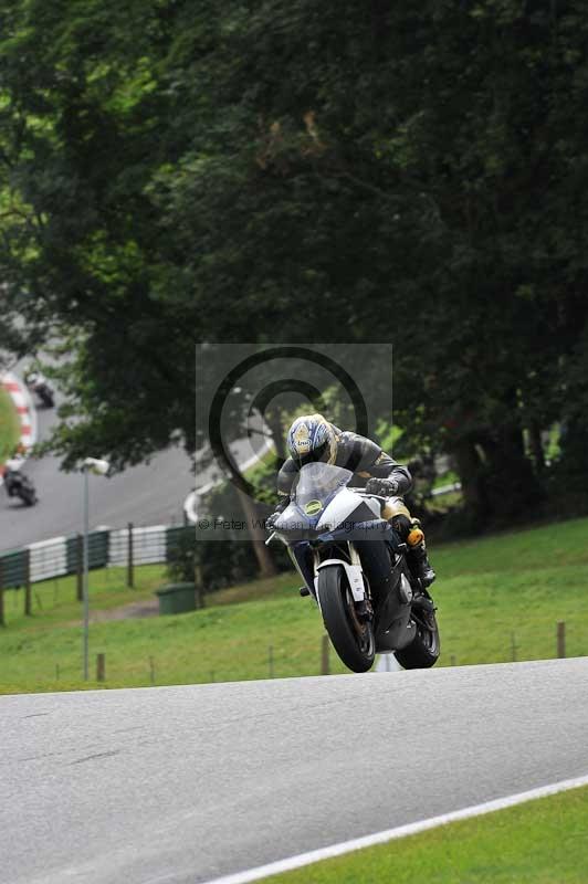 Motorcycle action photographs;Trackday digital images;cadwell;cadwell park photographs;event digital images;eventdigitalimages;motor racing louth lincolnshire;no limits trackdays;peter wileman photography;trackday;trackday photos