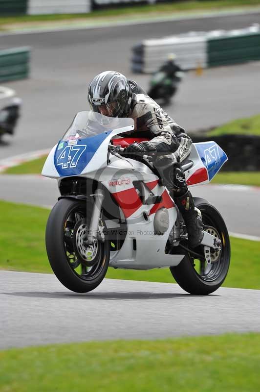 Motorcycle action photographs;Trackday digital images;cadwell;cadwell park photographs;event digital images;eventdigitalimages;motor racing louth lincolnshire;no limits trackdays;peter wileman photography;trackday;trackday photos