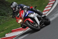 Motorcycle-action-photographs;Trackday-digital-images;cadwell;cadwell-park-photographs;event-digital-images;eventdigitalimages;motor-racing-louth-lincolnshire;no-limits-trackdays;peter-wileman-photography;trackday;trackday-photos