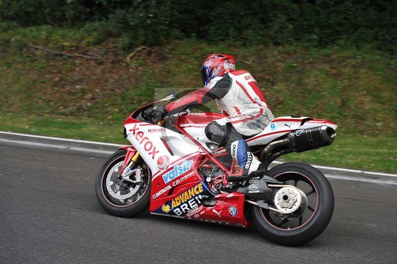 Motorcycle action photographs;Trackday digital images;cadwell;cadwell park photographs;event digital images;eventdigitalimages;motor racing louth lincolnshire;no limits trackdays;peter wileman photography;trackday;trackday photos