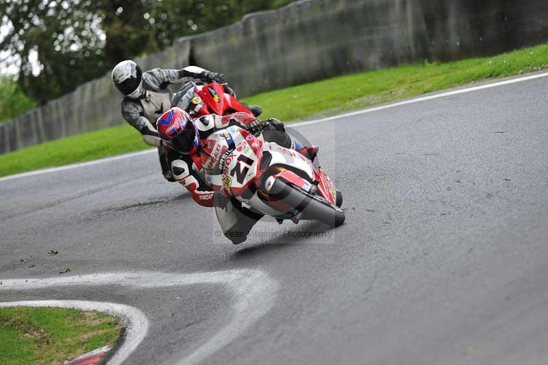 Motorcycle action photographs;Trackday digital images;cadwell;cadwell park photographs;event digital images;eventdigitalimages;motor racing louth lincolnshire;no limits trackdays;peter wileman photography;trackday;trackday photos