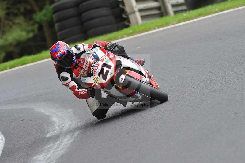 Motorcycle action photographs;Trackday digital images;cadwell;cadwell park photographs;event digital images;eventdigitalimages;motor racing louth lincolnshire;no limits trackdays;peter wileman photography;trackday;trackday photos
