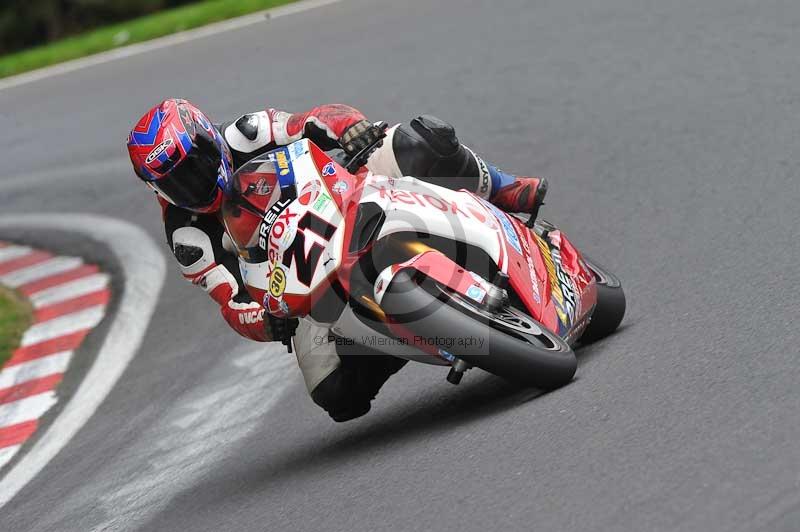 Motorcycle action photographs;Trackday digital images;cadwell;cadwell park photographs;event digital images;eventdigitalimages;motor racing louth lincolnshire;no limits trackdays;peter wileman photography;trackday;trackday photos